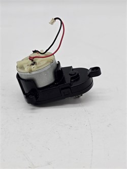 Мотор боковой щетки левый (R) (RF -500TB) робота-пылесоса Ecovacs Robotics DN622.11 RTS17476000008533569-Б/У