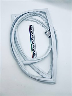 Уплотнитель для Атлант M 7184, резинка двери морозильной камеры, 132 x 56 см (1320 x 560 мм) PRO17476000008533896