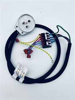 Кабель с вилкой и клеммной колодкой Б/У для индукционной варочной панели Midea MIH64416F RTS17476000008534017-бу