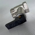 Клапан предохранительный 1/2", 7 бар, с ручкой RTS5677-1